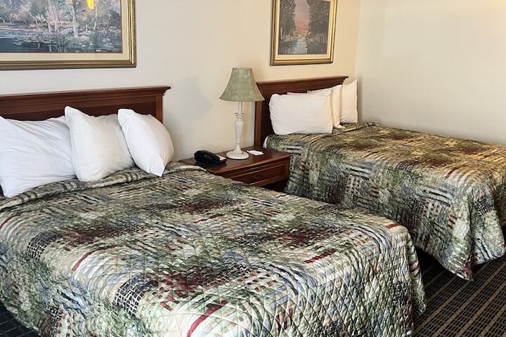 Superior 2 Double Beds (2 of 2)