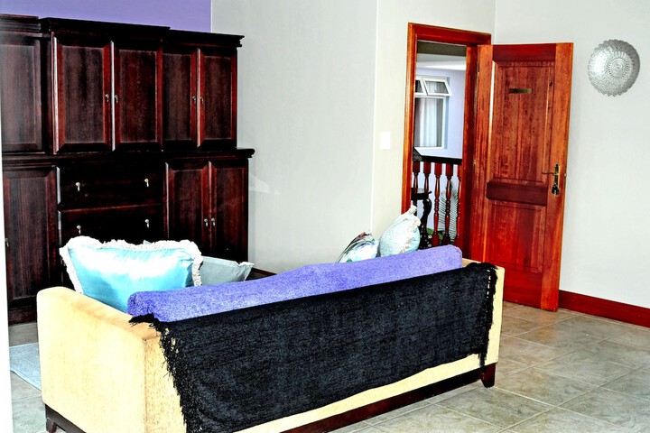 Room 53 of 112