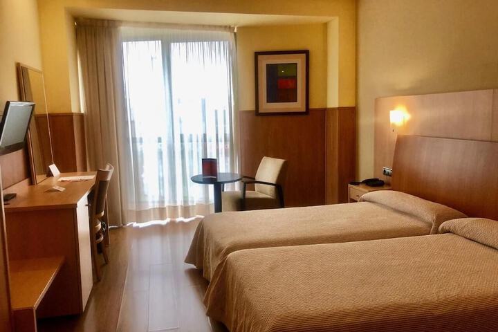Room 16 of 41