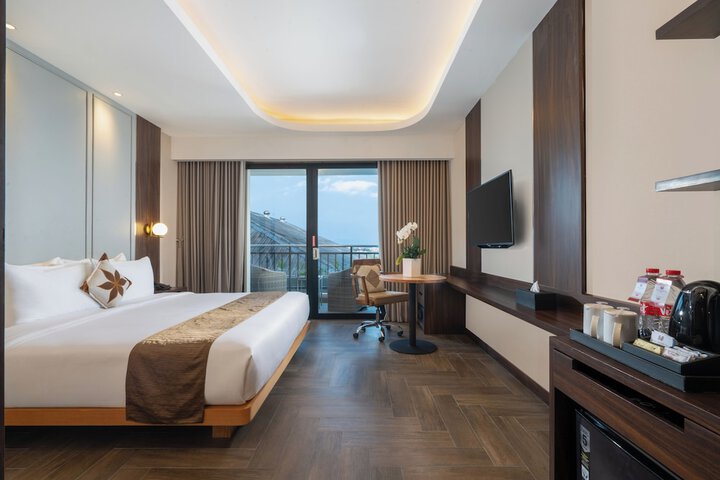 Room 20 of 49