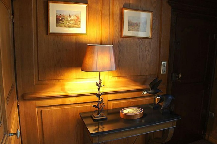 Room amenity