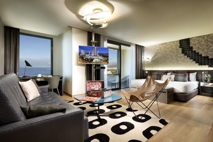 Room 21 of 140