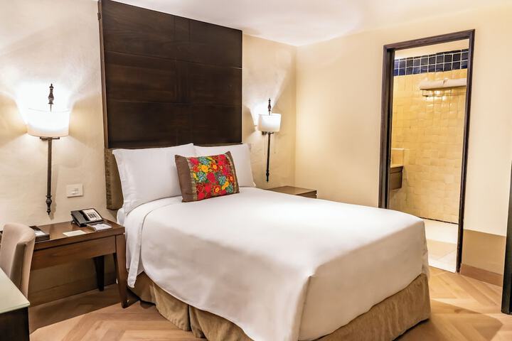 Room 35 of 92