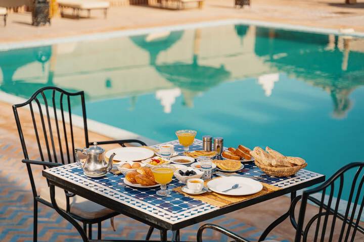 Breakfast/Coffee Service 47 of 56