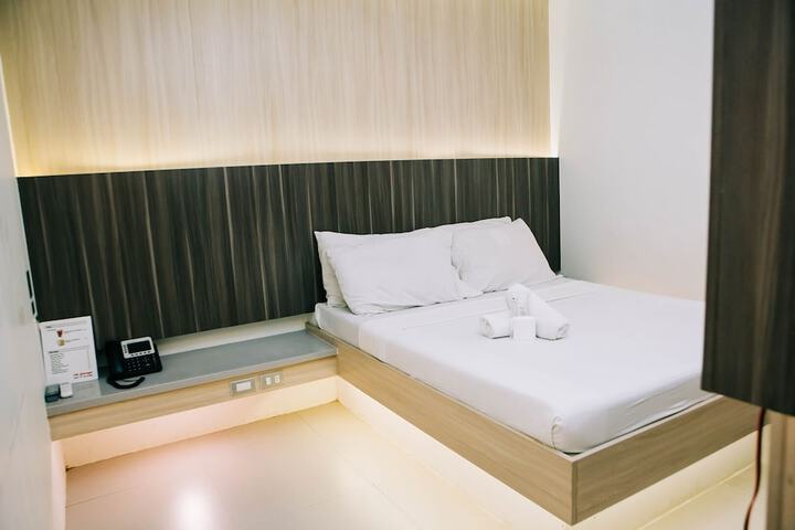 Room 3 of 29