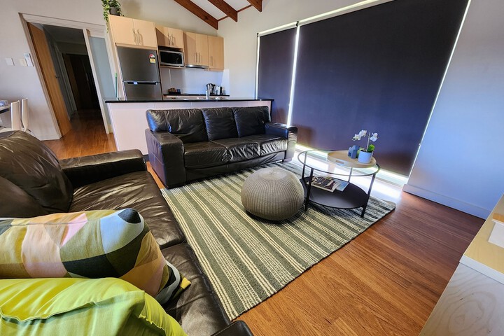Room 2 of 84