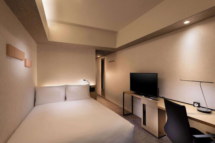 Room 7 of 41