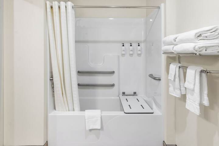 2 Queen Extended Stay Studio (9 of 16)