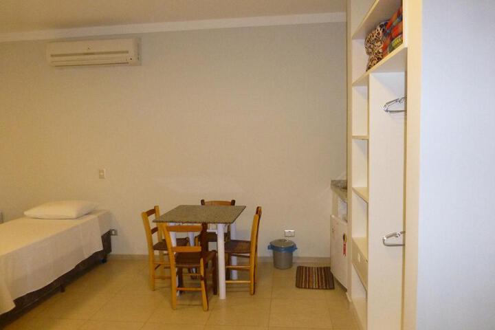 Room 48 of 61