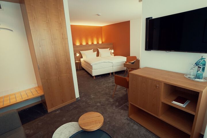 Room 48 of 105