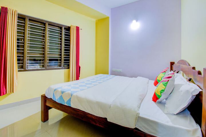 Room 9 of 20