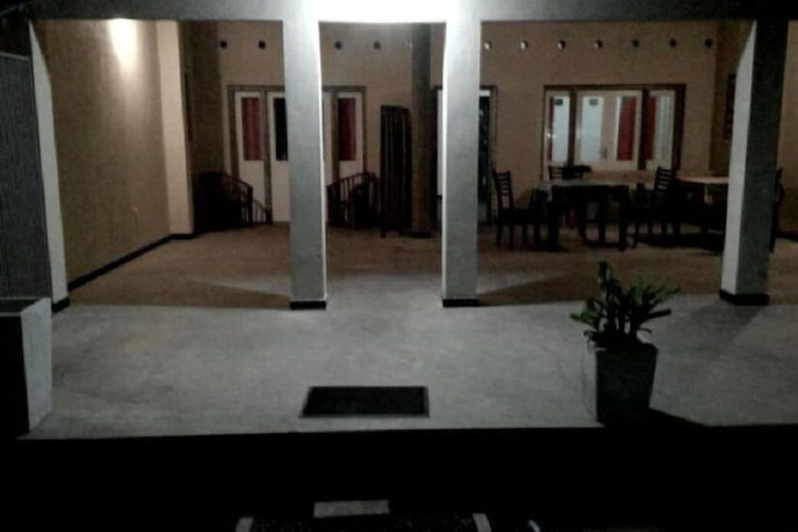 Terrace/Patio 8 of 12