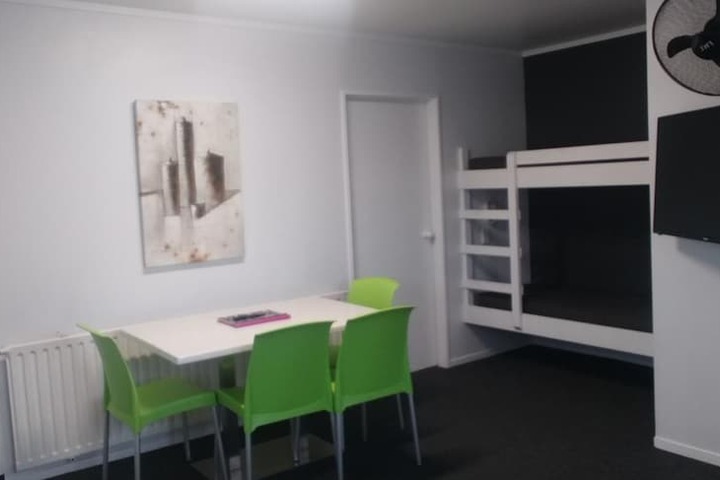 Room 11 of 66