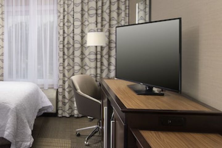 Room 7 of 75