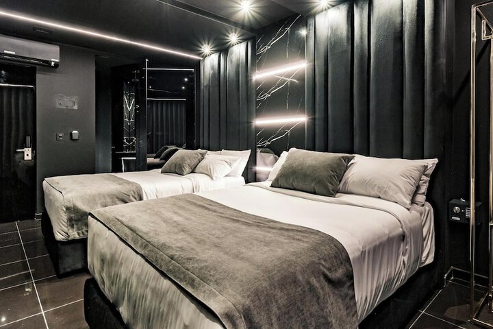 Room 14 of 58