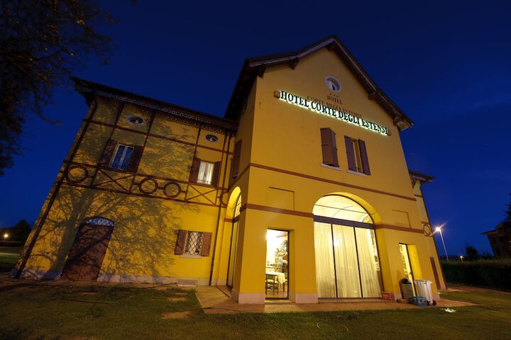 Hotel 58 of 68