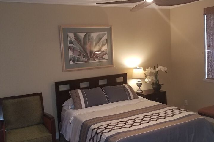 Room 2 of 31