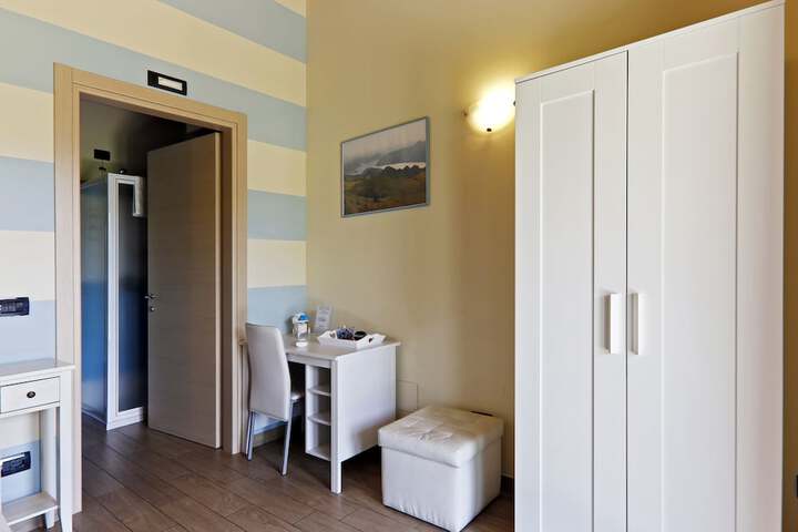 Room 14 of 59