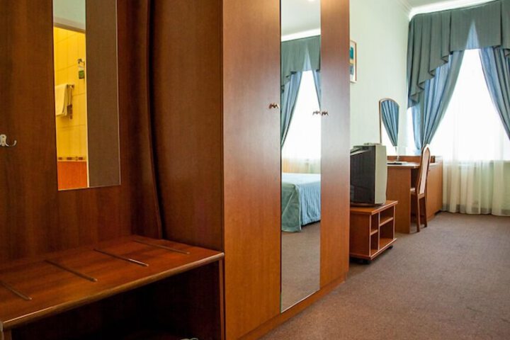 Room 26 of 59