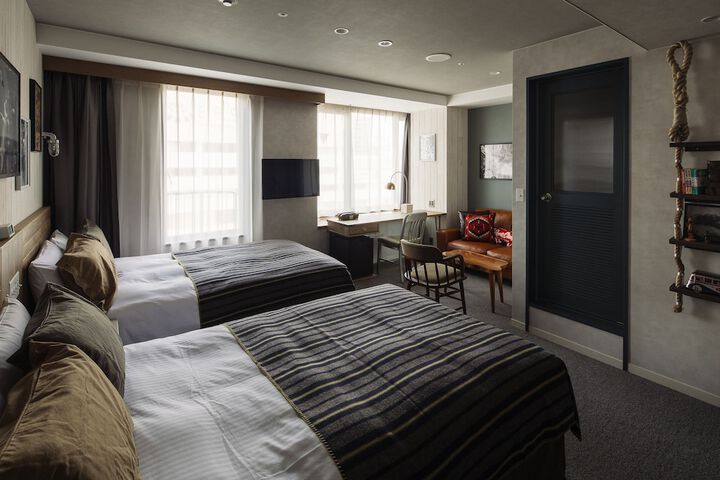 Room 16 of 52