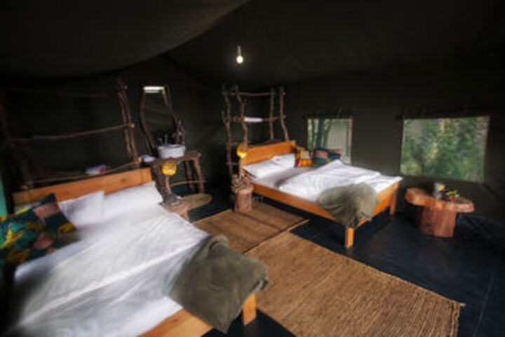 Room 4 of 10