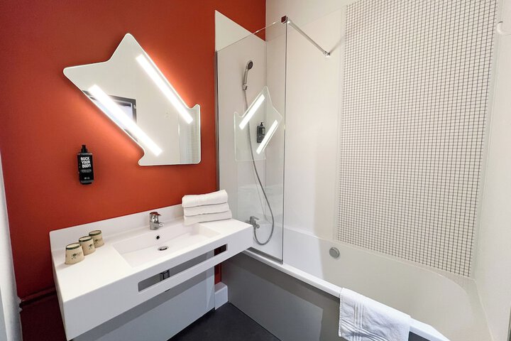 Bathroom Interior Photo