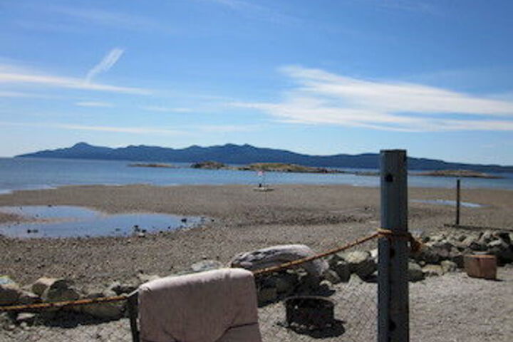 Beach 6 of 32