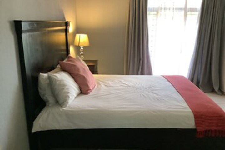 Room 19 of 171
