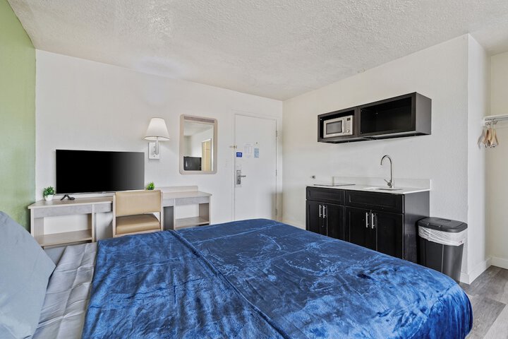 Room 7 of 46