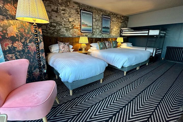 Room 14 of 26