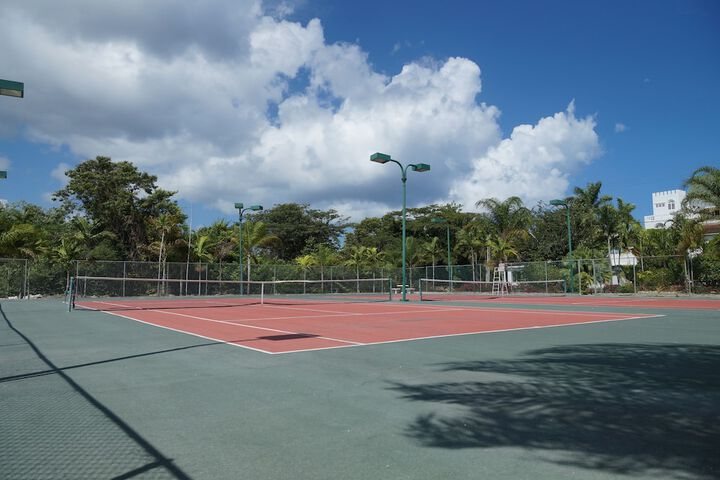 Tennis court