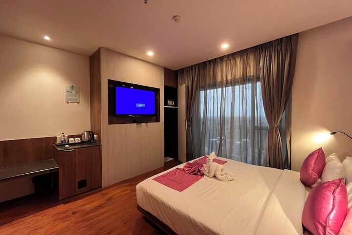Room 45 of 121