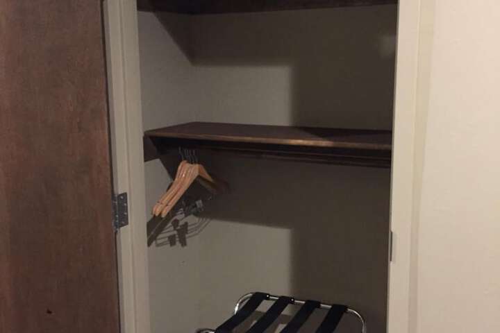 Room 6 of 67