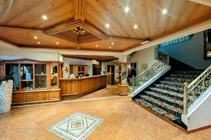 Hotel Interior 2 of 43