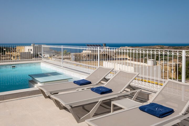 Terrace/Patio 113 of 117