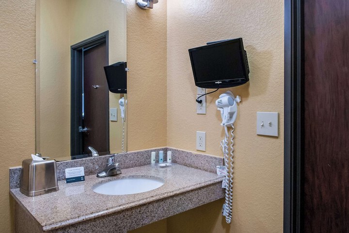 Room 14 of 57