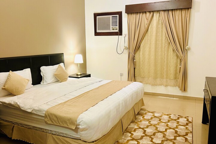 Room 27 of 88