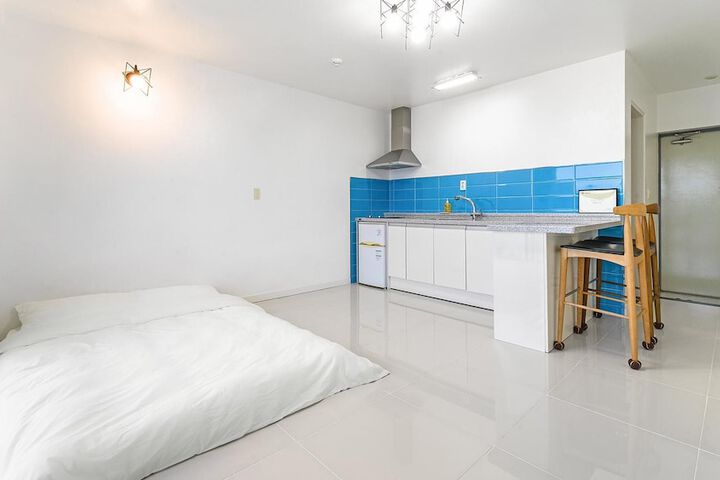 Room 45 of 73