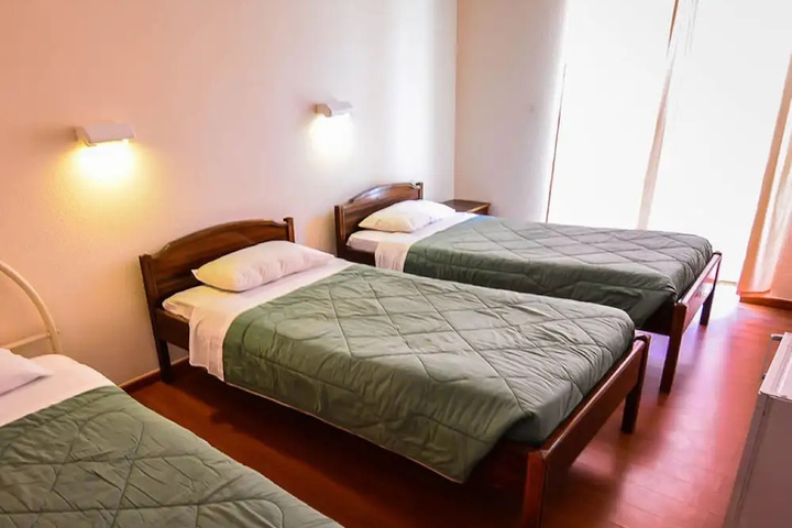 Room 3 of 15