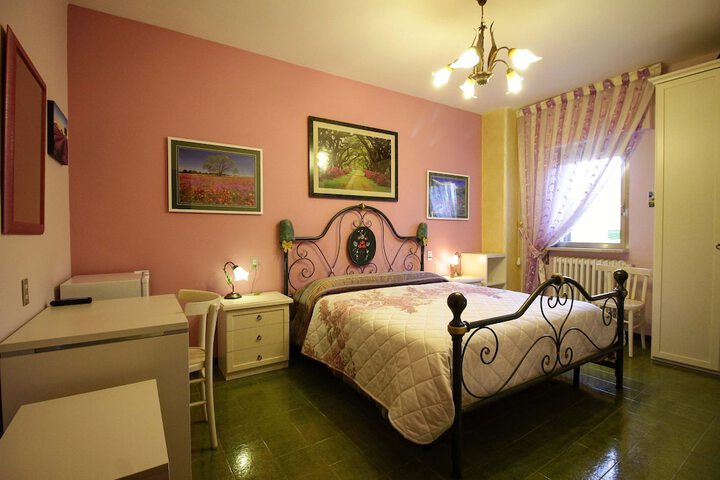 Room 13 of 82