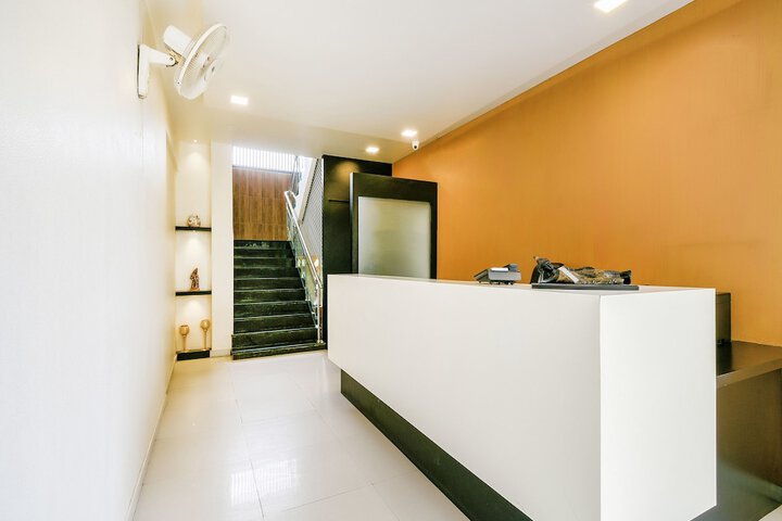 OYO 7057 Global Inn