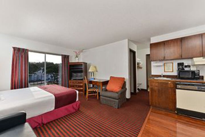 Room 44 of 62