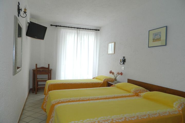Room 14 of 39