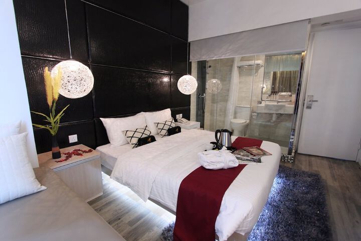 Room 7 of 22