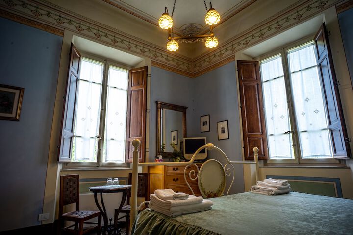 Room 7 of 89