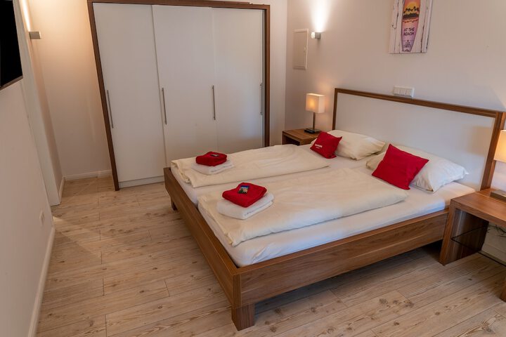 Room 75 of 187