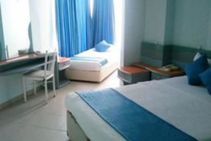 Room 7 of 23