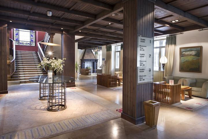 Hotel Interior 3 of 81