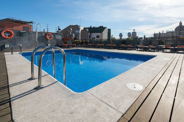 Pool 48 of 82