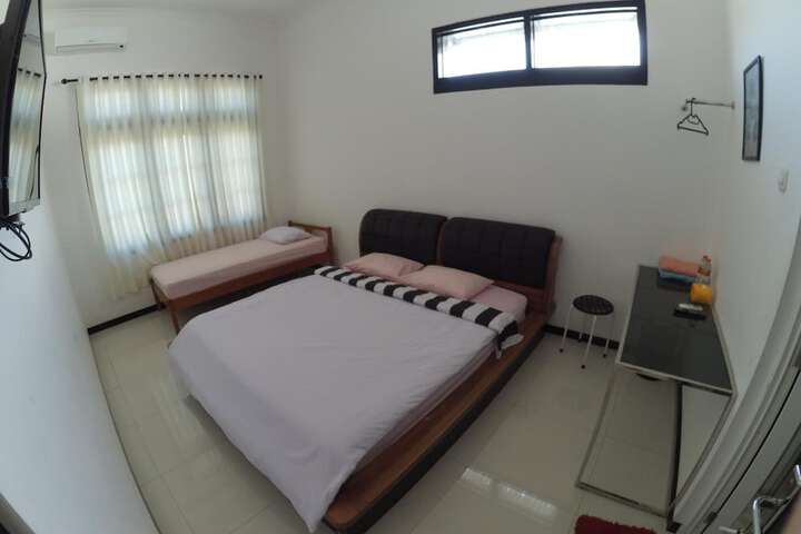 Room 13 of 24